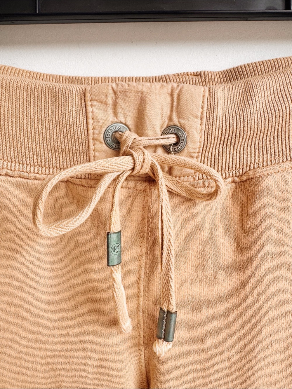 Sanctuary Vintage Cropped Sweatpants Low Rise Lounge Capri Shorts Small - Picture 4 of 7
